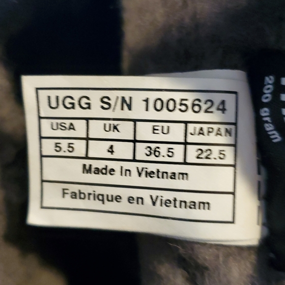 UGG Waterproof Orellen winter boot gray EUC 5.5 - Picture 13 of 14